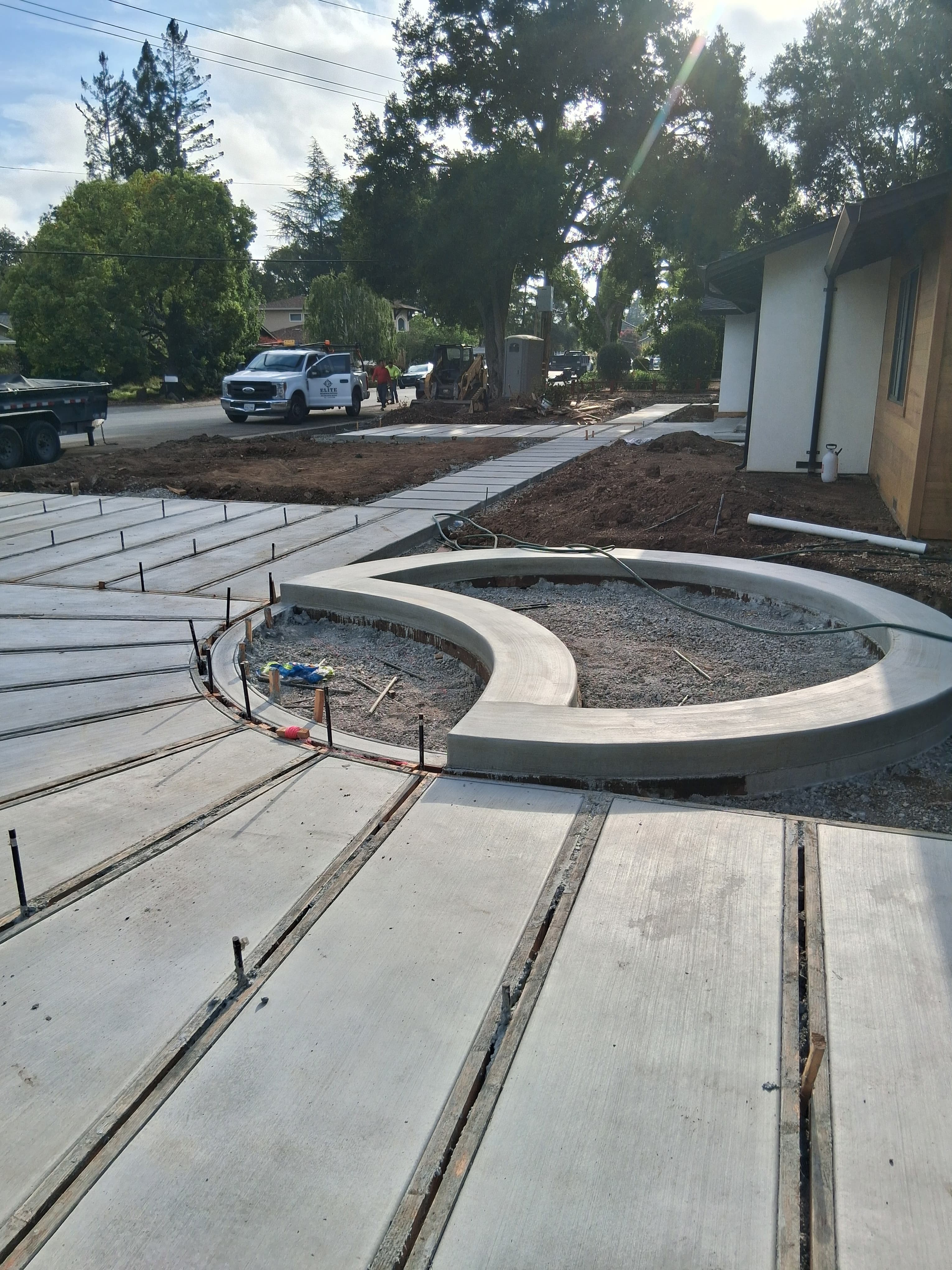 Concrete Services - Image 4 of 4